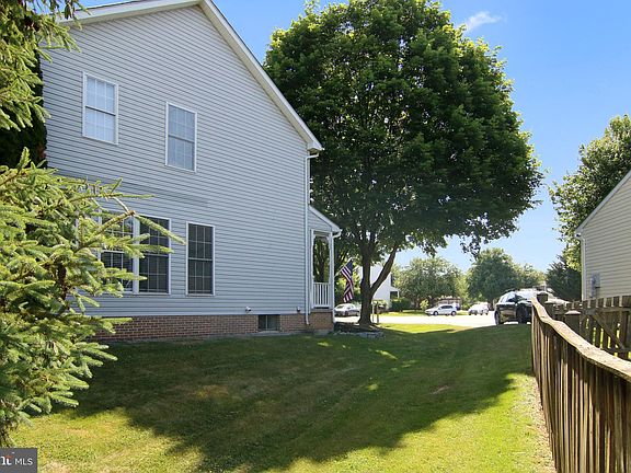 3rd image of 9909 Corley Ct