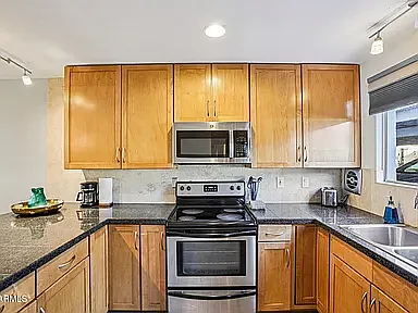 6936 E 4th St #8 — Photo 7