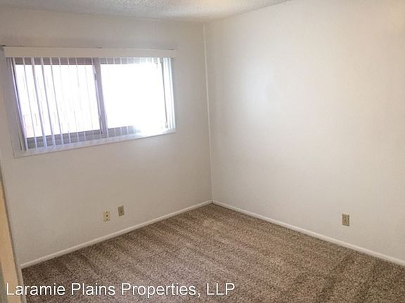 3rd image of 1308 E Flint St #5