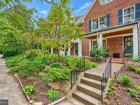 2nd image of 3409 Oakenshaw Pl