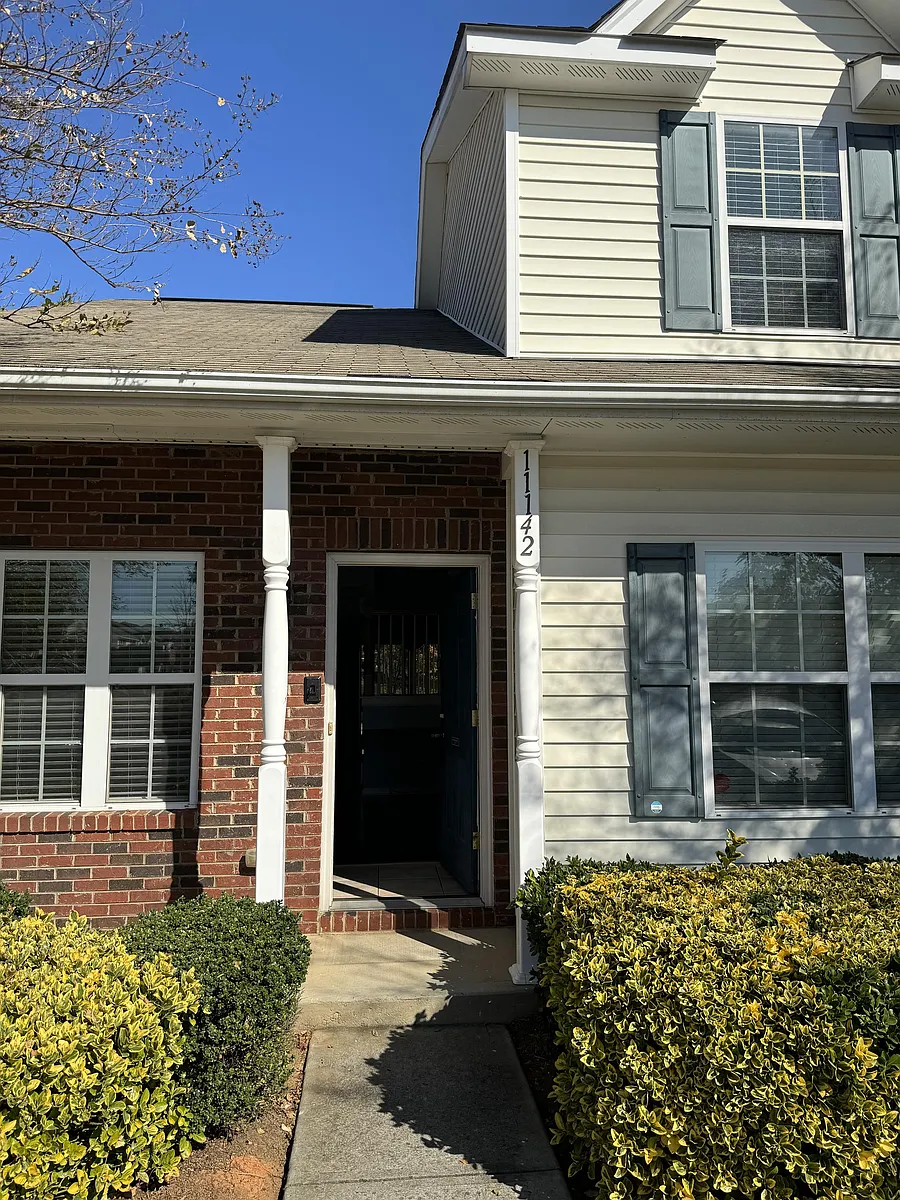 Building Photo - 11142 Derryrush Dr