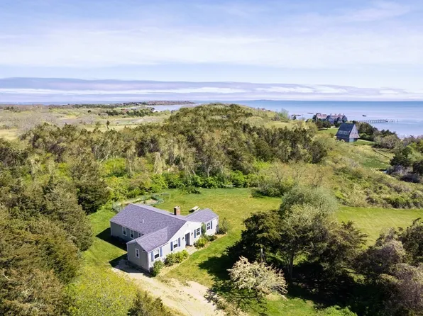 220 Little River Rd, Dartmouth, MA 02748