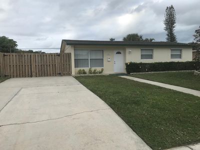 3211 Capri Rd, Palm Beach Gardens, FL, 33410