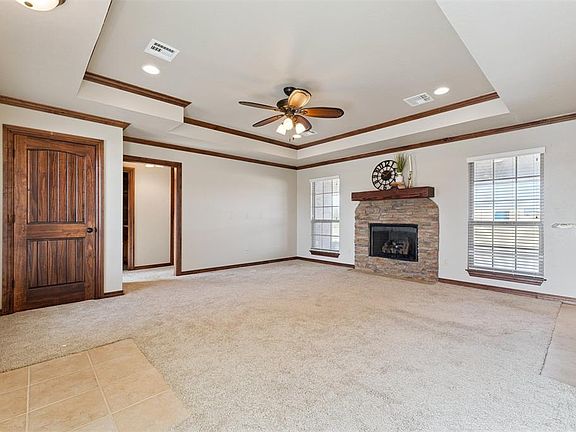 4th image of 38604 Collina Dr
