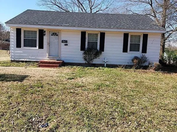 319 Oakwood Ave, Roanoke Rapids, NC 27870