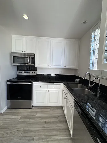 10747 Wilshire Blvd Photo 1 10747 Wilshire Blvd Photo 1