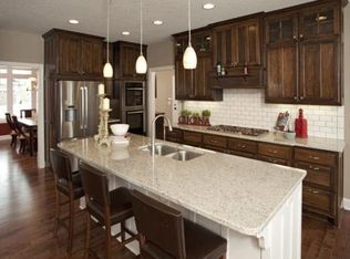 5300 N Terraceview Ln N, Plymouth, MN 55446