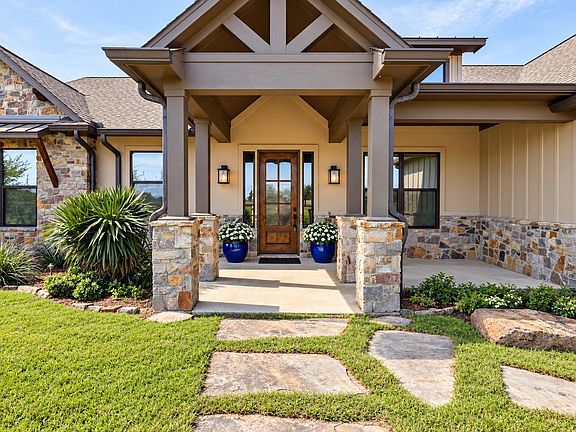 3rd image of 30163 High Spirit Ranch Rd
