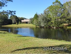 3rd image of 230 Country Circle Dr W