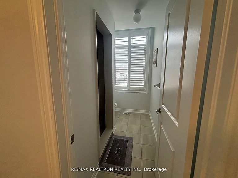 11 Father Muckle Ave — Photo 31