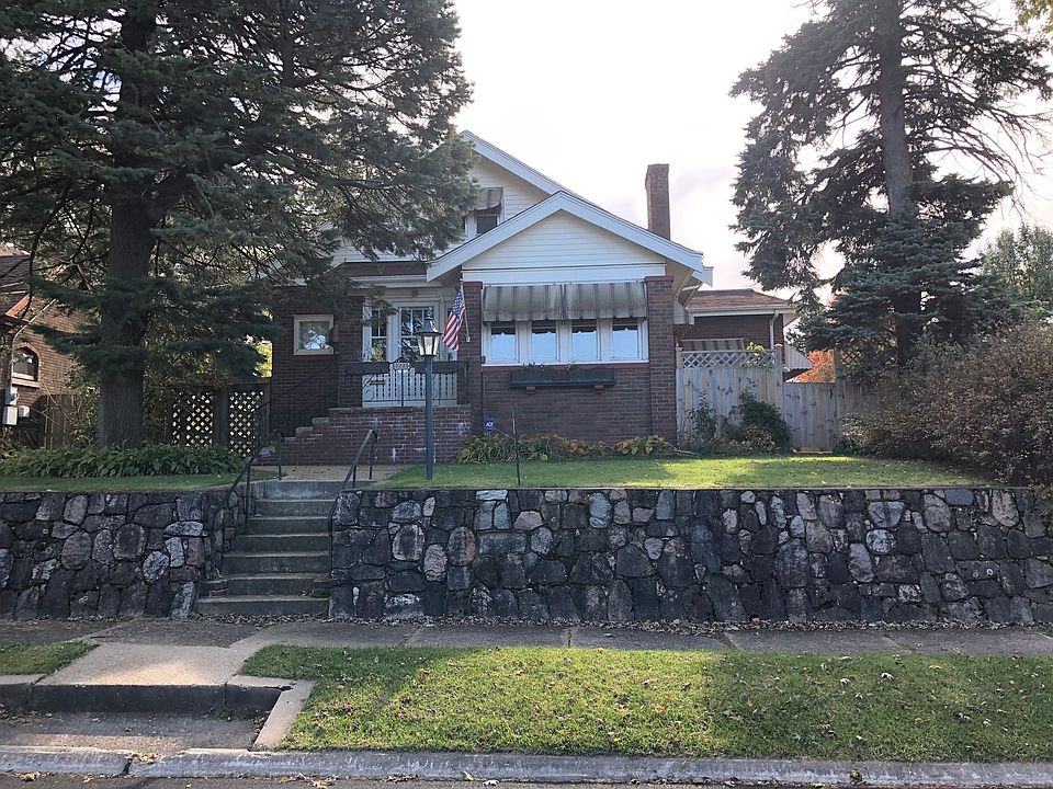 1st image of 2225 11th Ave
