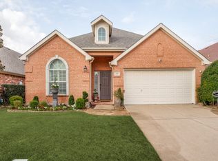 359 Wrangler Dr, Fairview, TX 75069