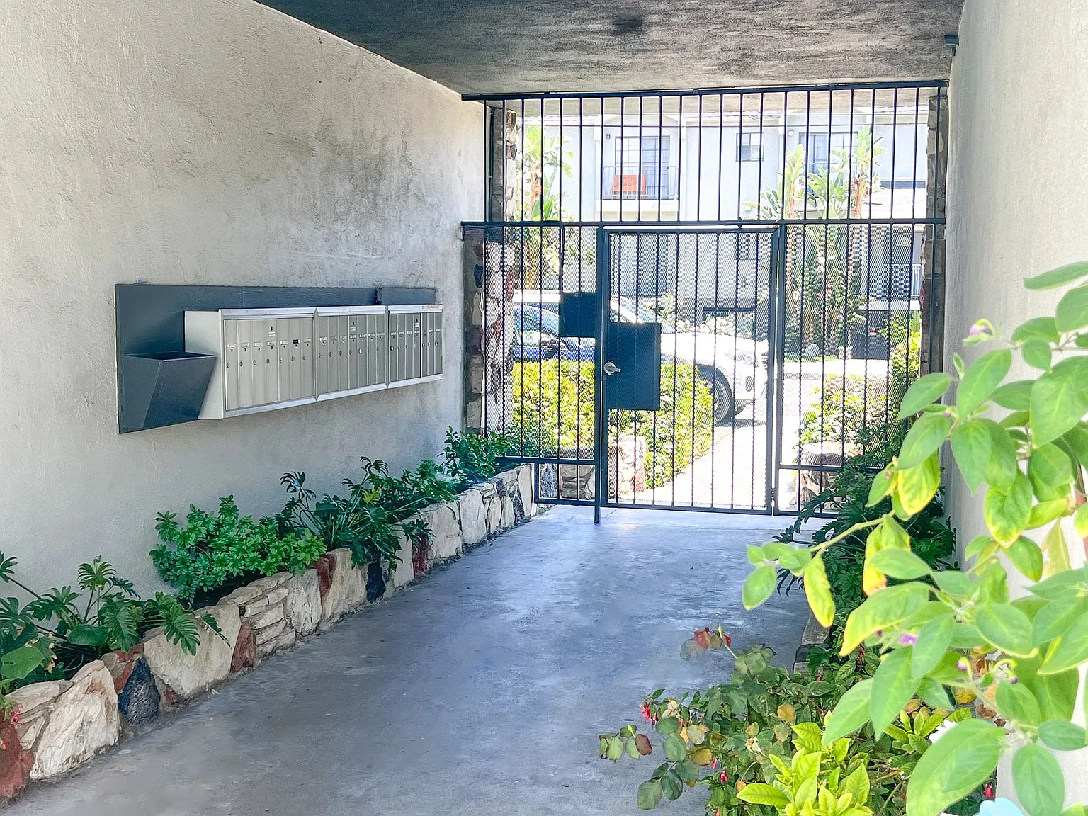Fulton Gardens Apartments — Photo 4