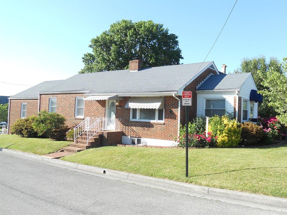1st image of 301 Meadow St