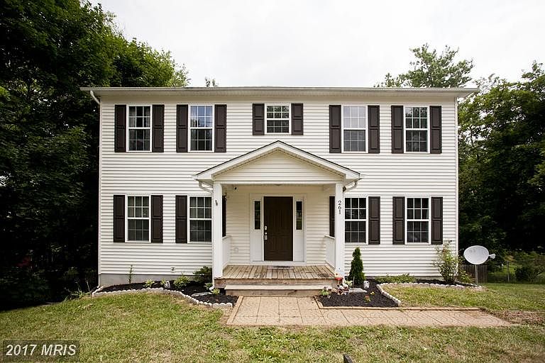 1st image of 261 Mason St
