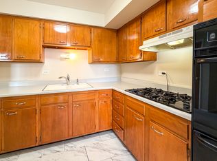 4333 N Kedvale Ave APT 202, Chicago, IL 60641