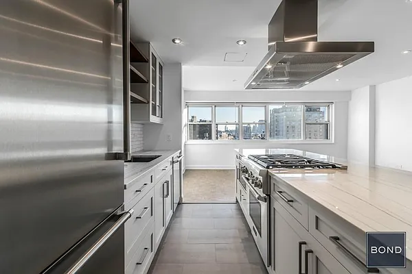 Rented by Bond New York | media 18