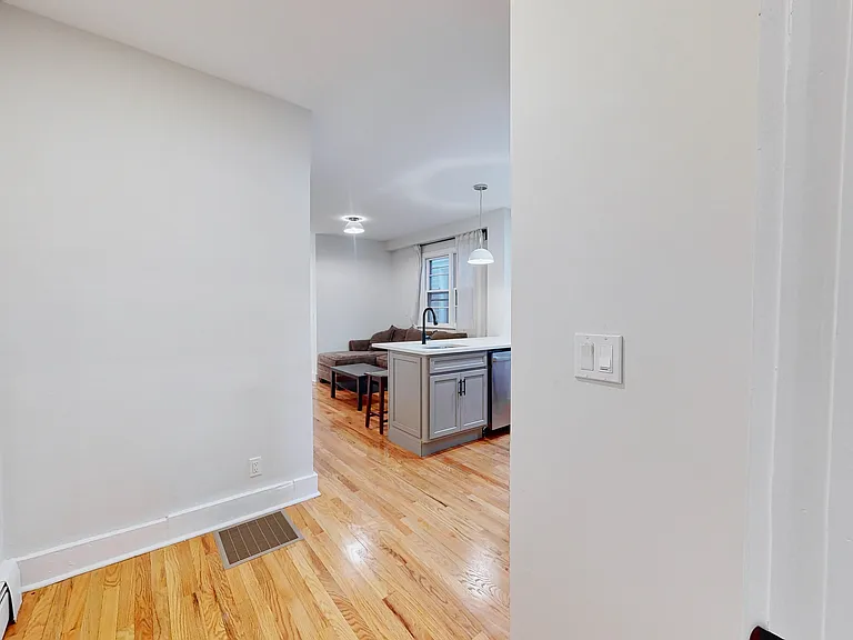 86 Edwards St #1 — Photo 36