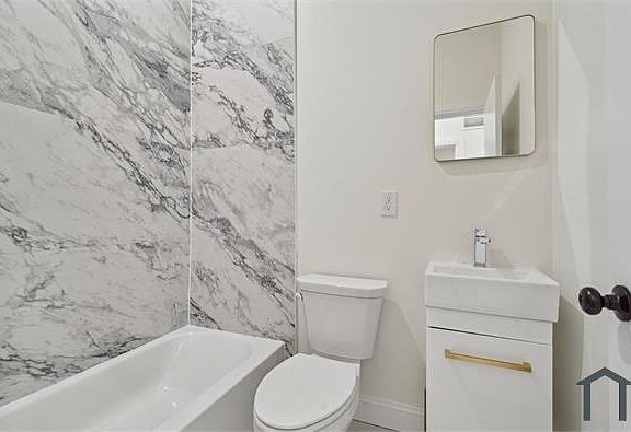 5th image of 2203 N 8th St