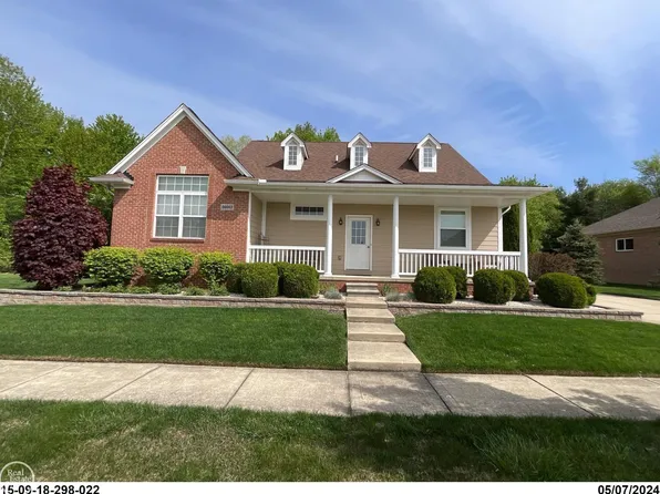 26663 Boston Dr #22, New Baltimore, MI 48051