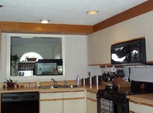 381 Winding Pond Rd, Londonderry, NH 03053