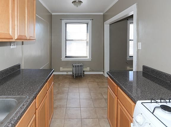 5th image of 4546 N Damen Ave #D413