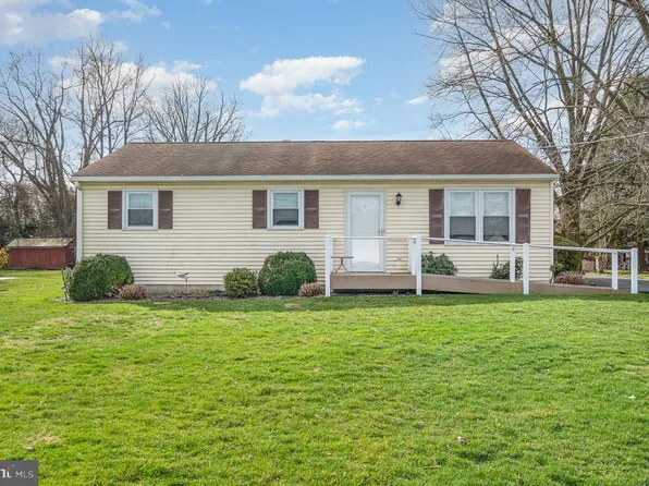 478 W Washington Ave, Myerstown, PA 17067