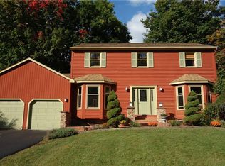 4527 Lamplighter Ln, Manlius, NY 13104