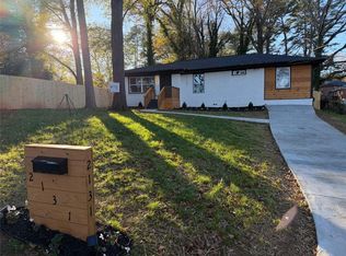 2131 Holly Hill Dr, Decatur, GA 30032