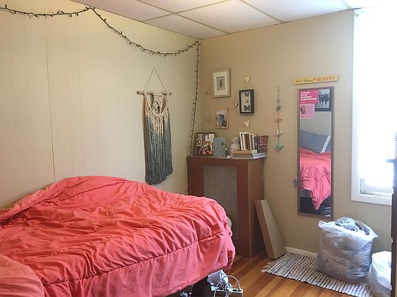 3rd image of 475 Hudson Ave APT 2B