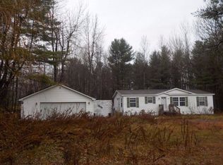 89 Felton Rd, Peru, NY 12972