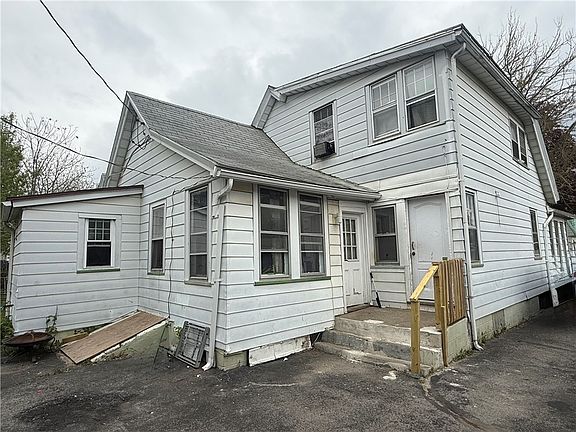4th image of 1 Laurel St