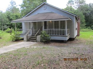162 Red Bud Dr, Waycross, GA 31503