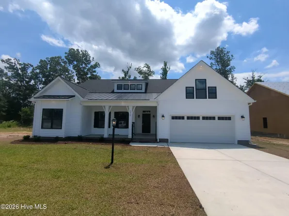 3444 Rockbend Drive, Winterville, NC 28590