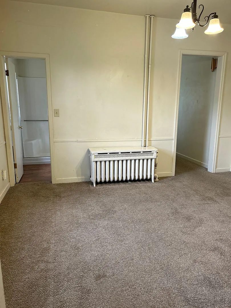 Charming, Single Family Home for Rent — Photo 3