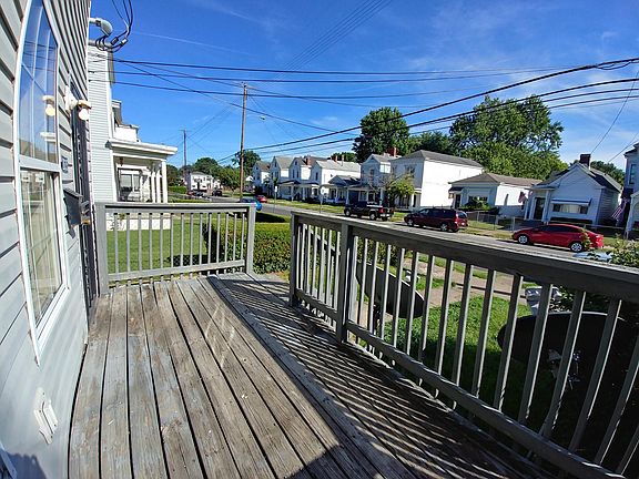 3rd image of 2635 Bank St #1