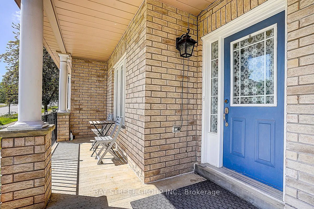 4 bed, $3,500 — Photo 3