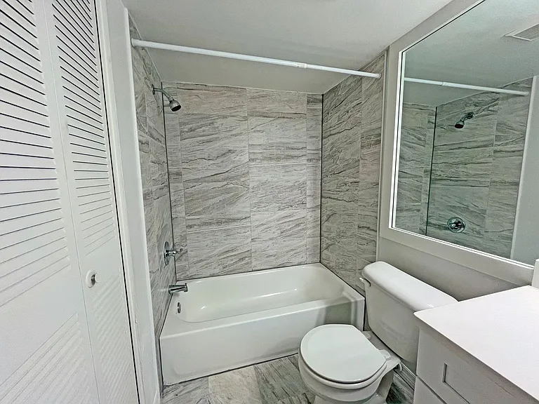 4207 Winding Moss Trl #208 — Photo 14