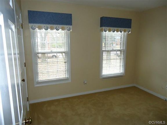5th image of 8606 Woodlake Dr