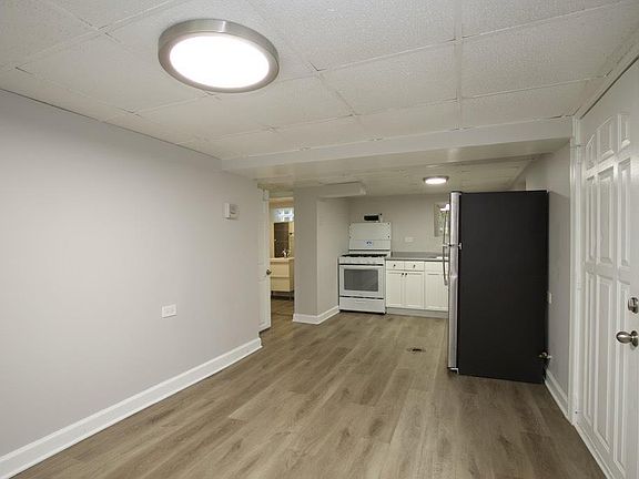 5th image of 3521 W Grace St #G