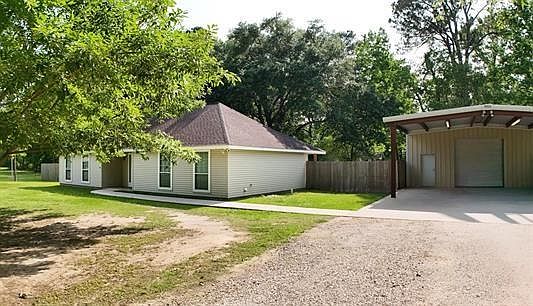 3rd image of 180 County Road 839