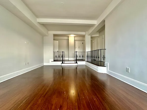 1080 Amsterdam Avenue image 4 of 31