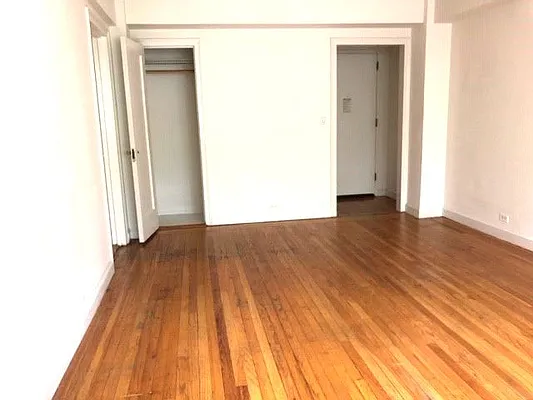 Rented by Bond New York | media 15