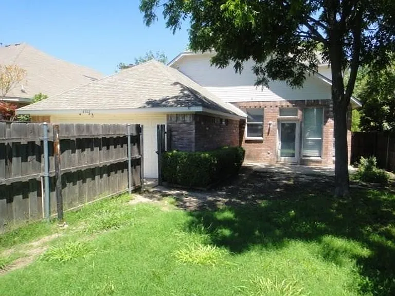 8902 Bayshore Ln — Photo 26