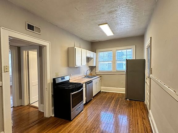 5th image of 904 Ponce De Leon Ave NE #6