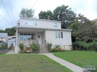 341 Westminster Pl, Lodi, NJ 07644