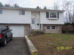 36 Colin Dr, South River, NJ
