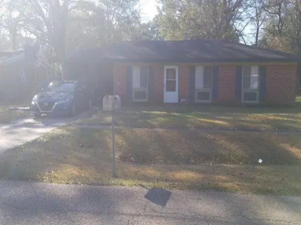 7762 Gov Derbigny Dr, Baton Rouge, LA 70811