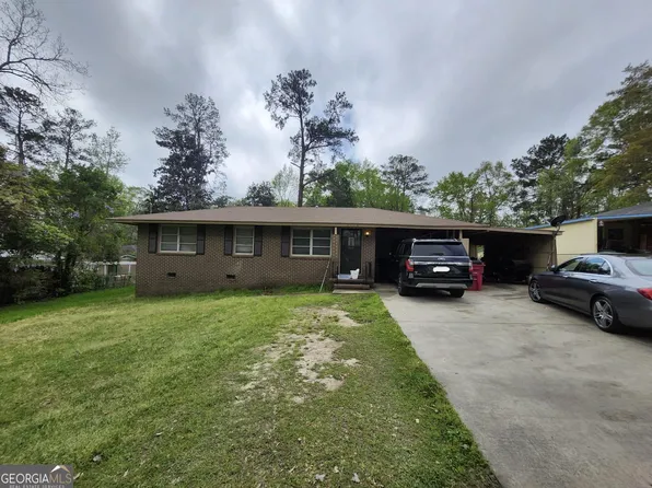 2408 S Groveland Cir, Macon, GA 31206