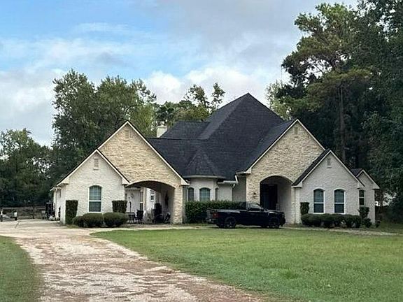 2nd image of 1527 Woodhue Dr